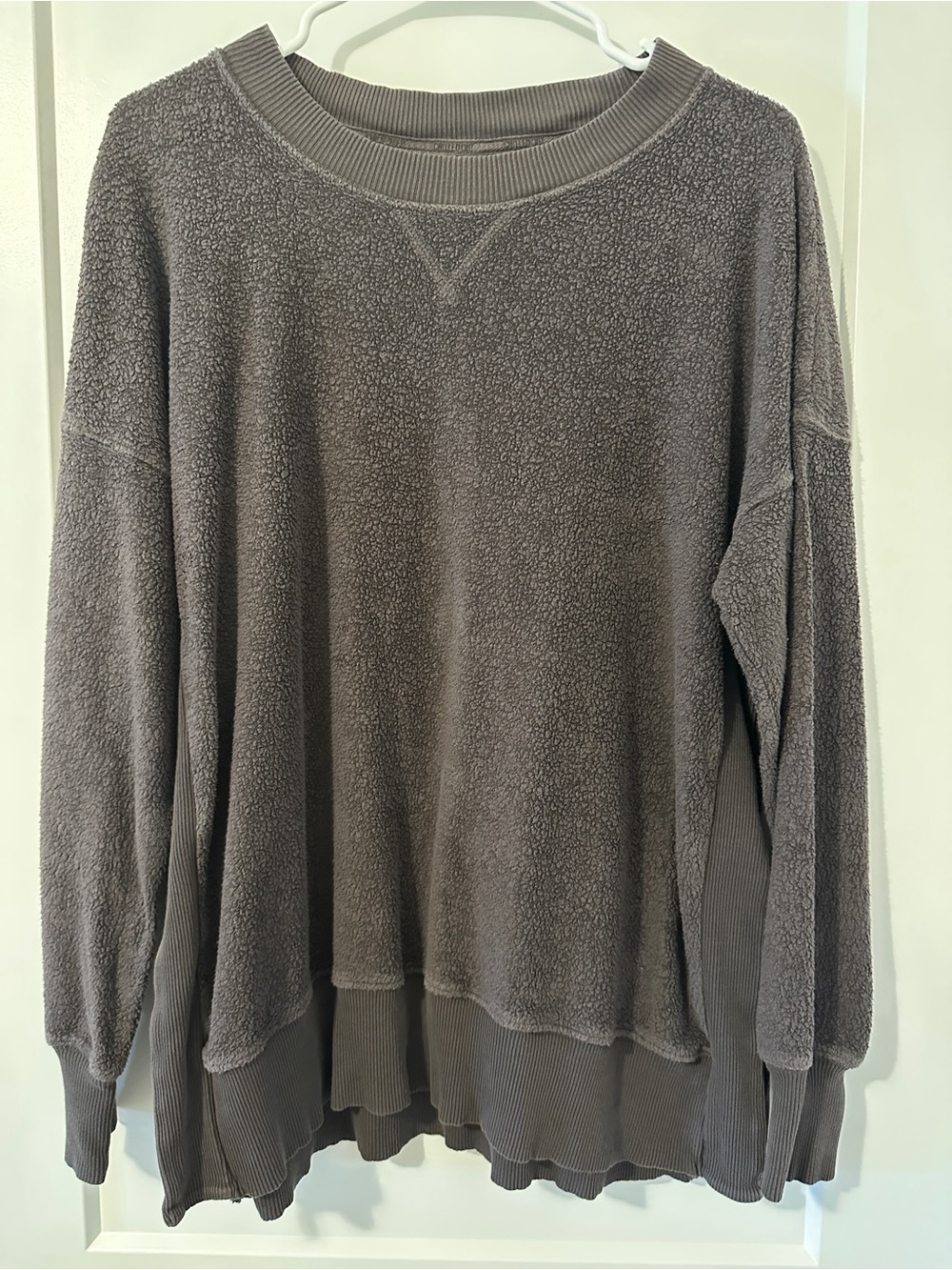 Aerie Brown Oversized Fleece Sweatshirt Size Medium Women’s